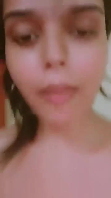 Chubby Horny Girl Fingering