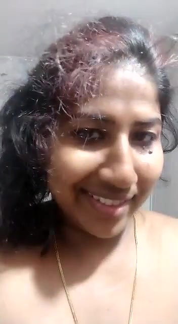 chubby girl nude show