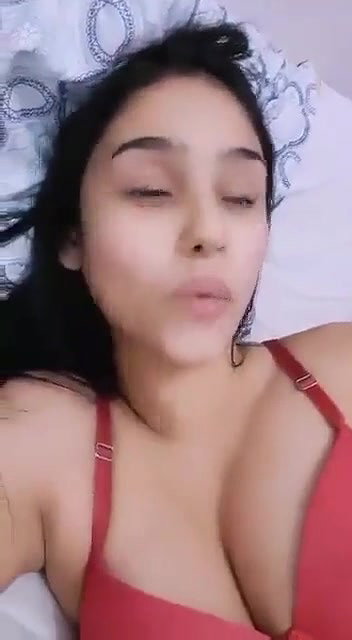 boob show by desi girl