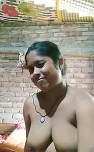 Chubby Tanker Wife Nude Show