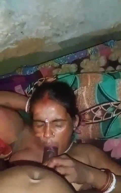 Cheater Aunty Nude Captured Sucking Lover Dick Dick