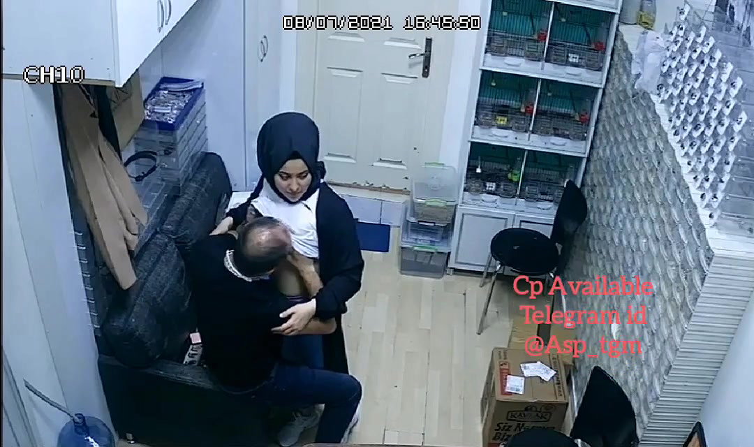 Lab Assistant Caught on Cctv with Boss Sucking Boobs and Blowjob Cumshot