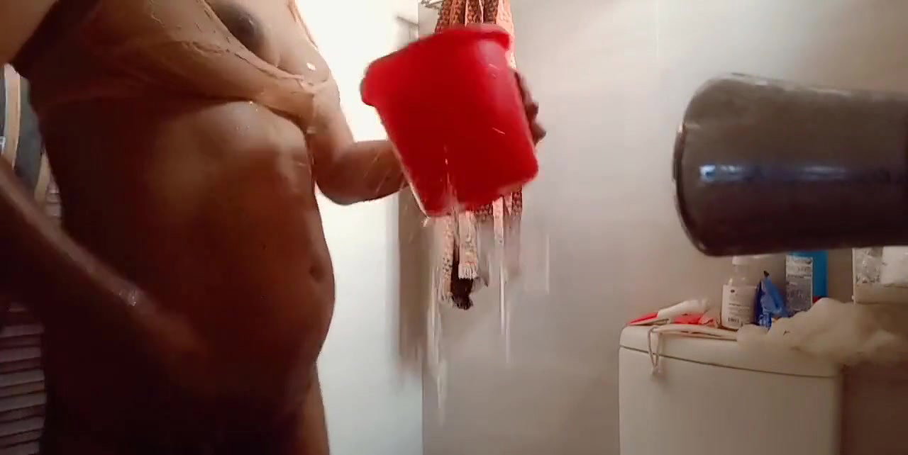 Desi Bhabhi takes bath – big milk and nipple