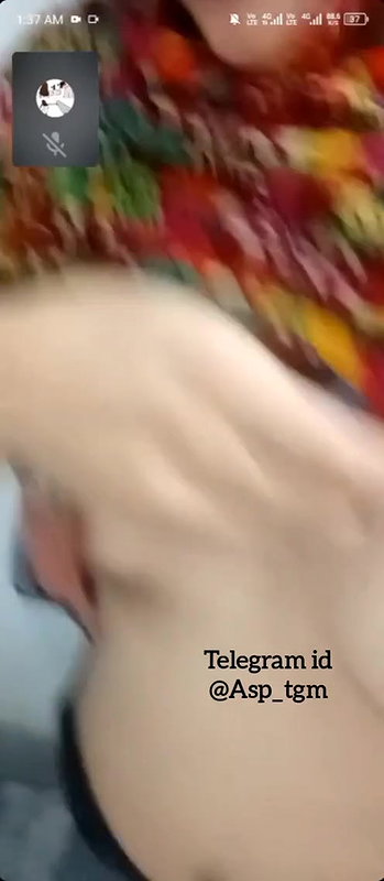 Paki Bhabhi Showing To Lover On Video Call Leaked mms