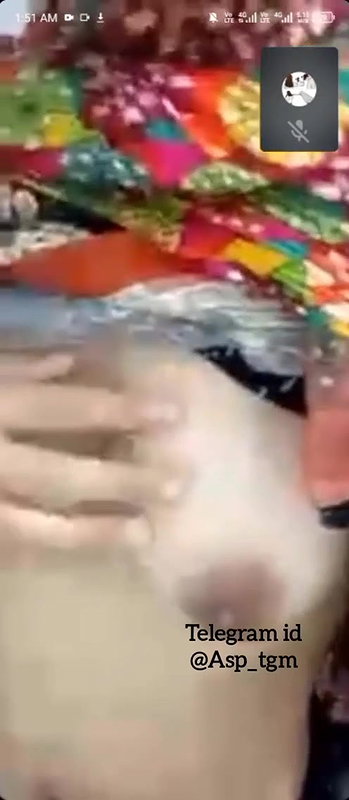 Paki Bhabhi Showing To Lover On Video Call Leaked mms