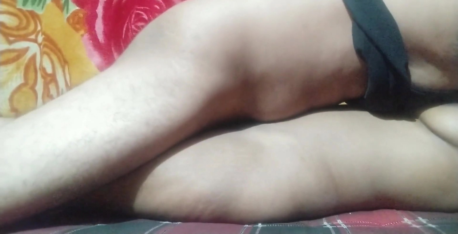 Desi chudai with frind