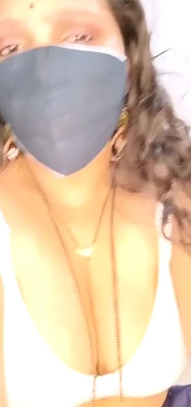 Desi Indian aunty showing undergarments on the camera