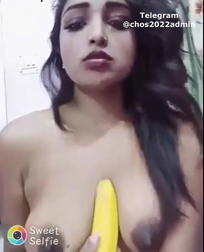 boob show