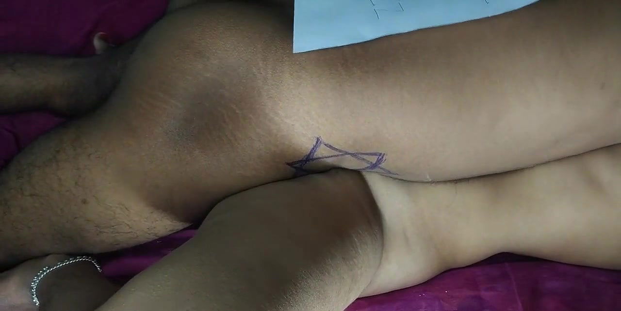 Dewer ne bhabhi ko choda and upar hi virye dal diya