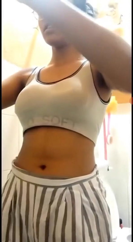 Dusky Tamil Girl After Bath Wearing Clothes