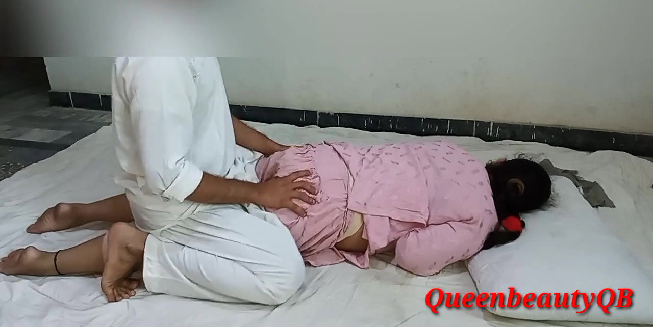 Holiday pa Choti didi ki Cute gand ma Lund dala or didi ki hari bhari moti gand dakh kar mara Lund pagle ho gay.