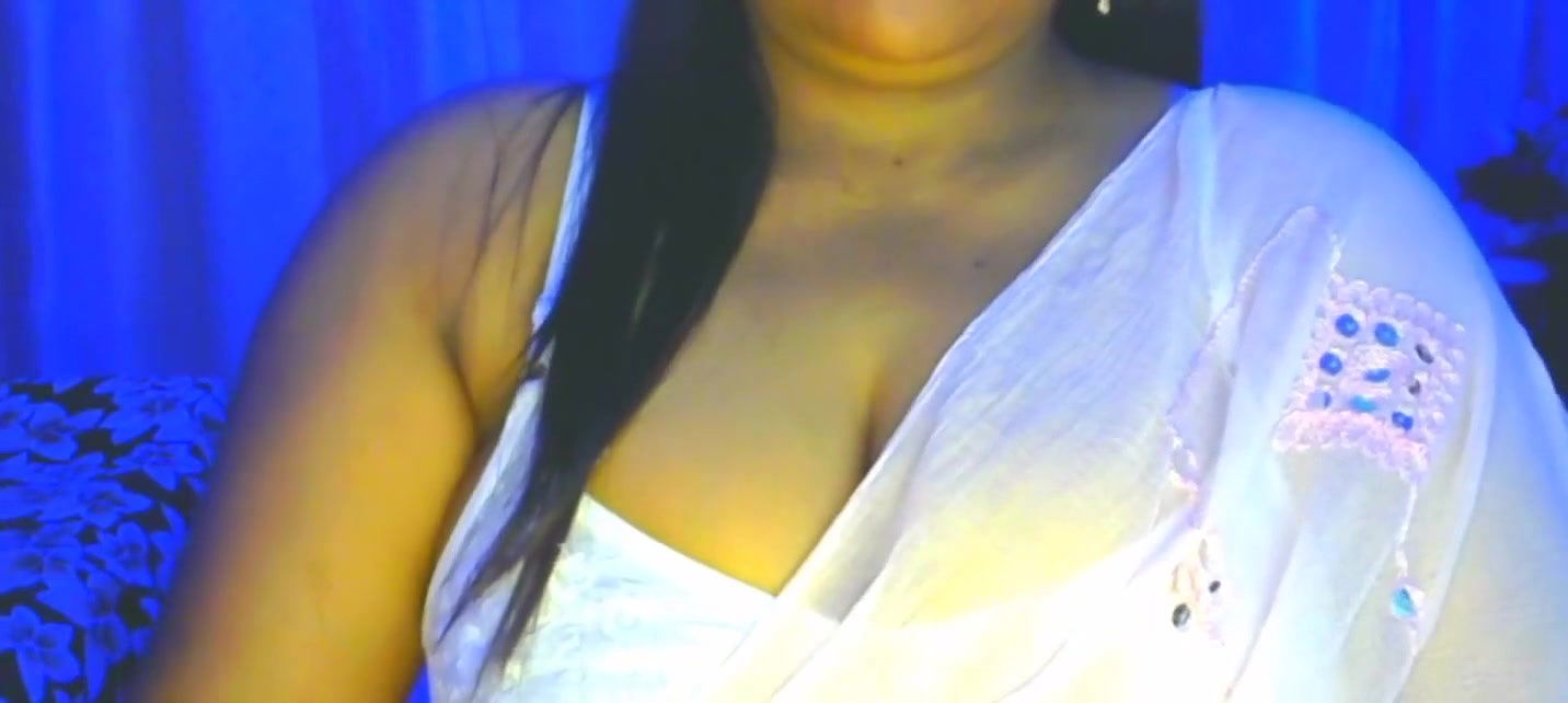 Hot desi sexy girl jaanebaharji fun in cam. White bra big boobs verry hot.