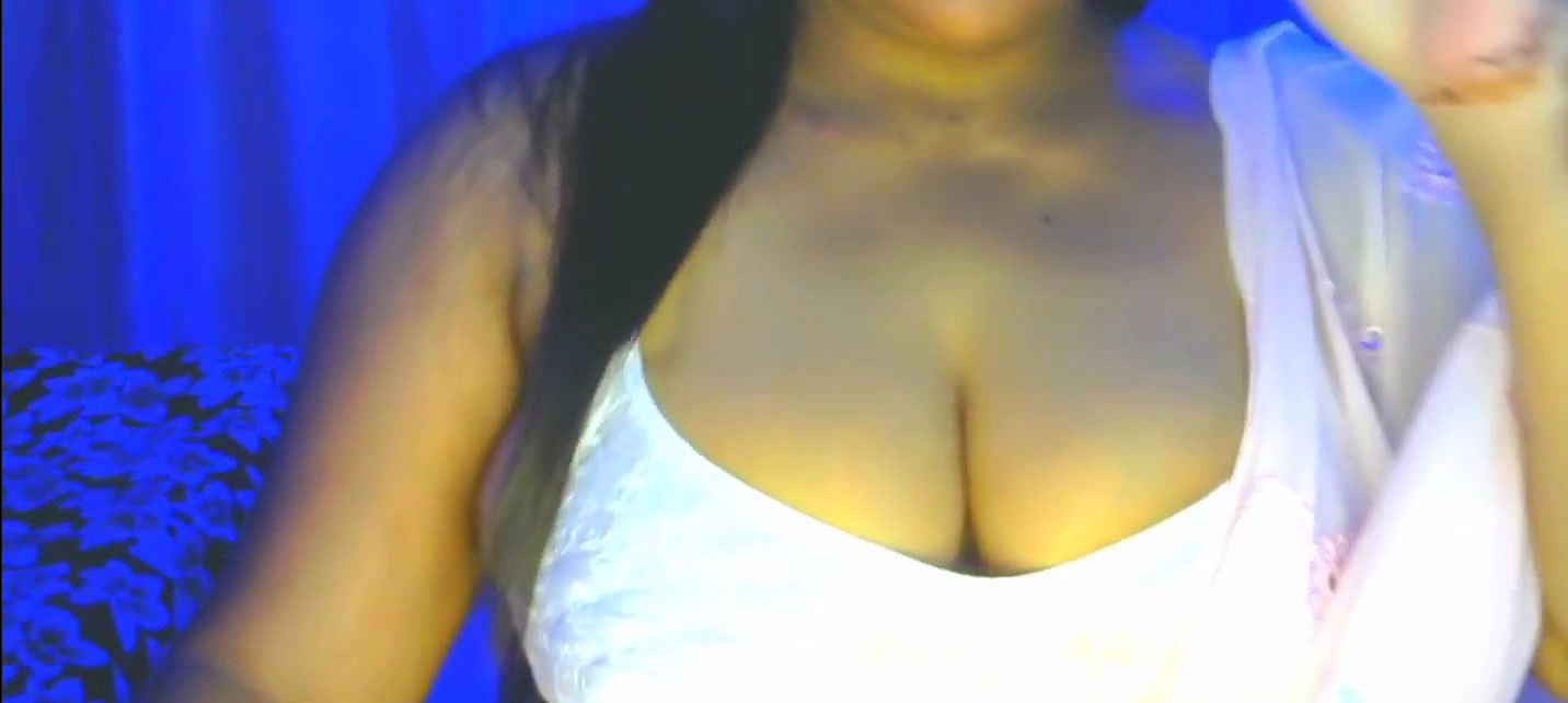Hot desi sexy girl jaanebaharji fun in cam. White bra big boobs verry hot.