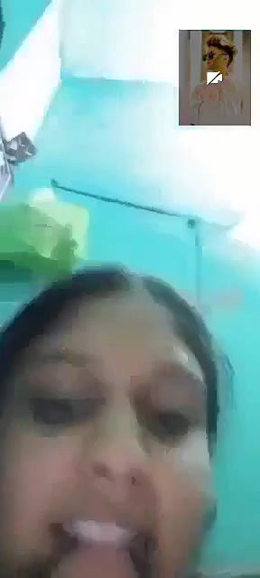 Muslim sister shows online pussy for money hindi IndianPornDude