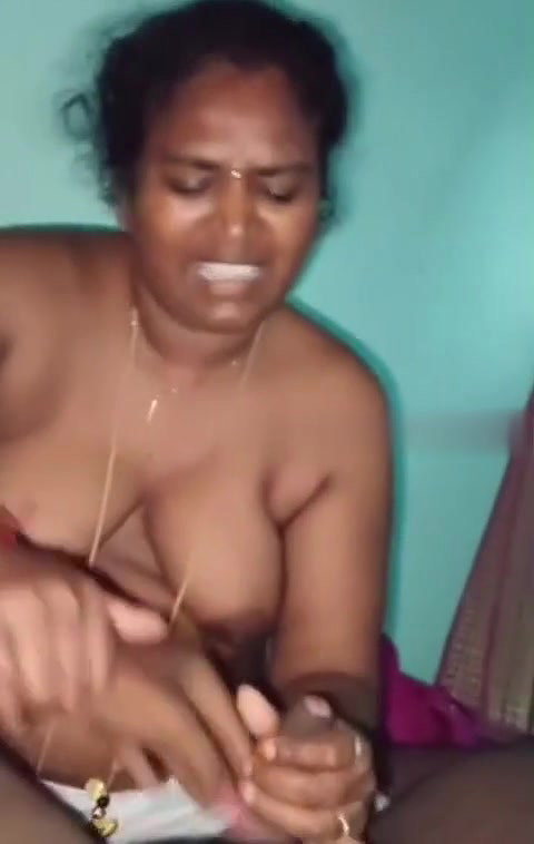 viral village Tamil aunty sex after handjob to lover