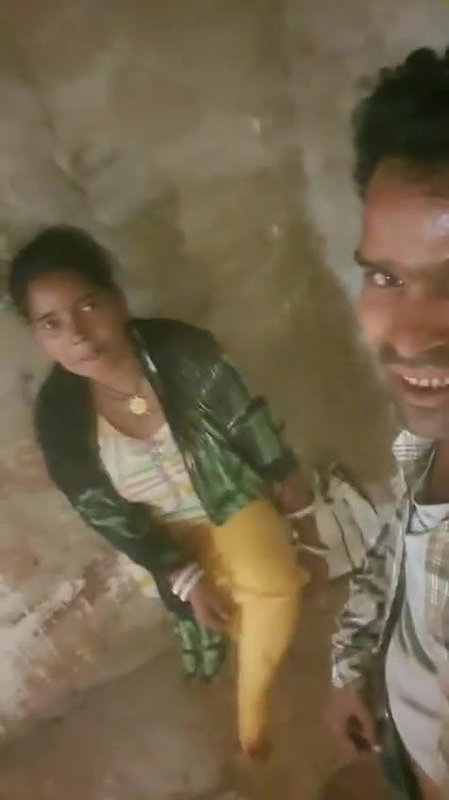 Bihari village girl boob press and viral fucking