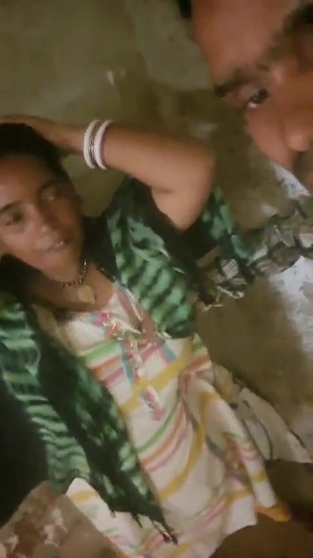 Bihari village girl boob press and viral fucking