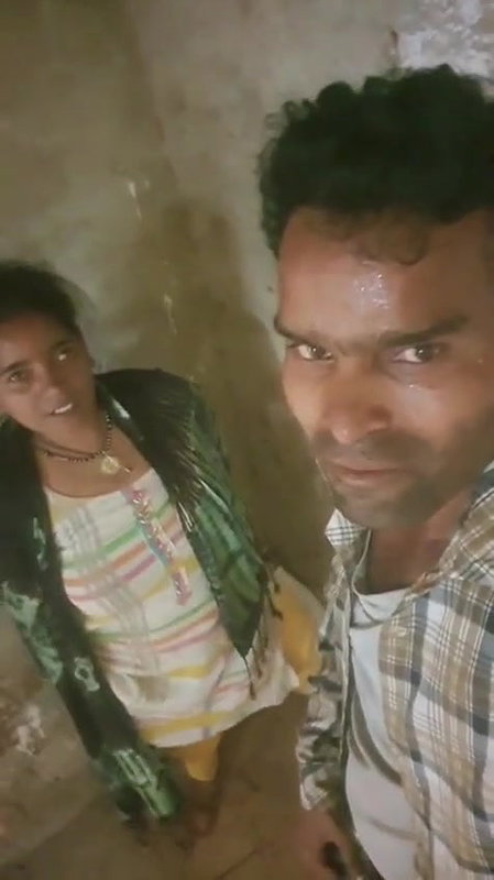 Bihari village girl boob press and viral fucking