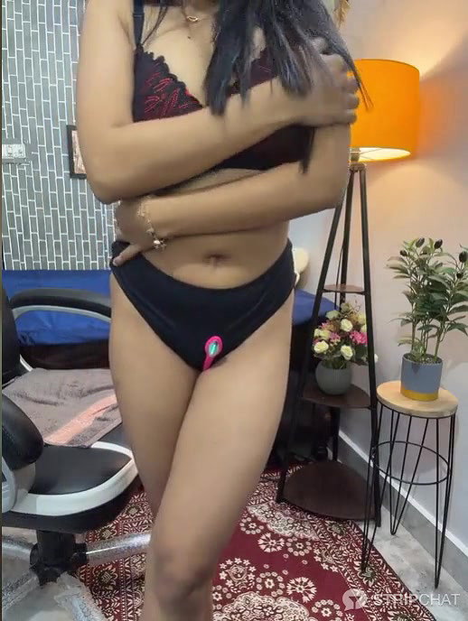 Stripchat escape with me