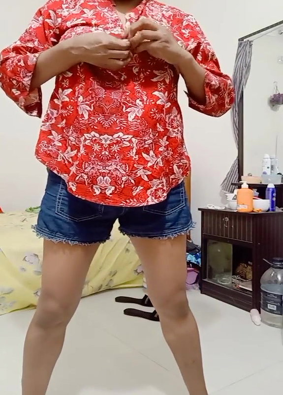 Indian 20 year old hot Sushmita