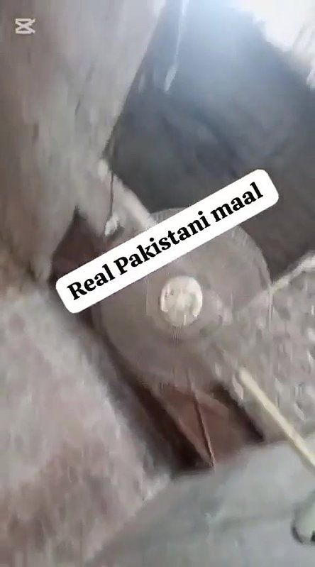 real Pakistani mature aunty sex and viral blowjob