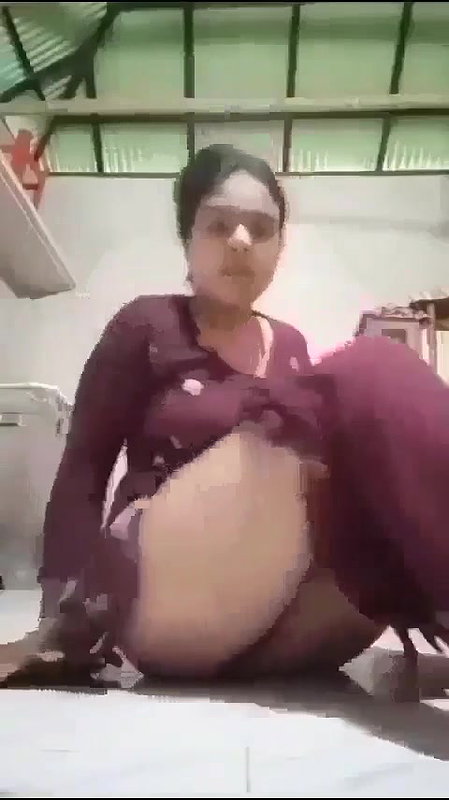 big ass virgin girl nude in viral doggy position