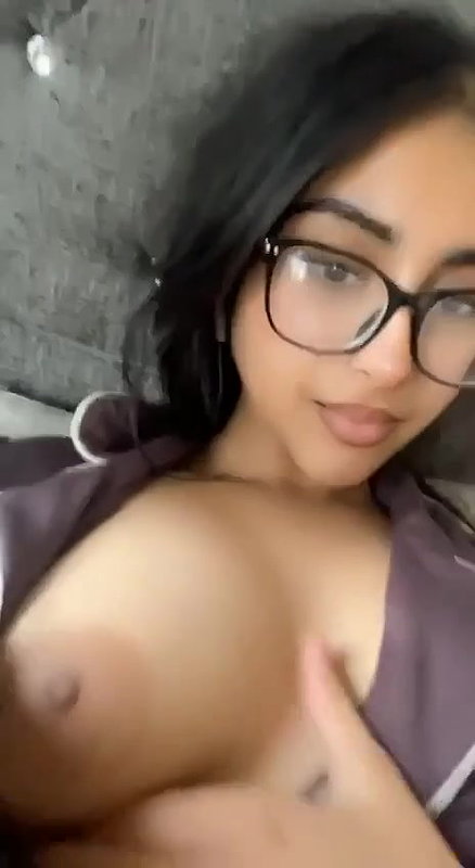 cute girl in glasses topless viral show of big boobs