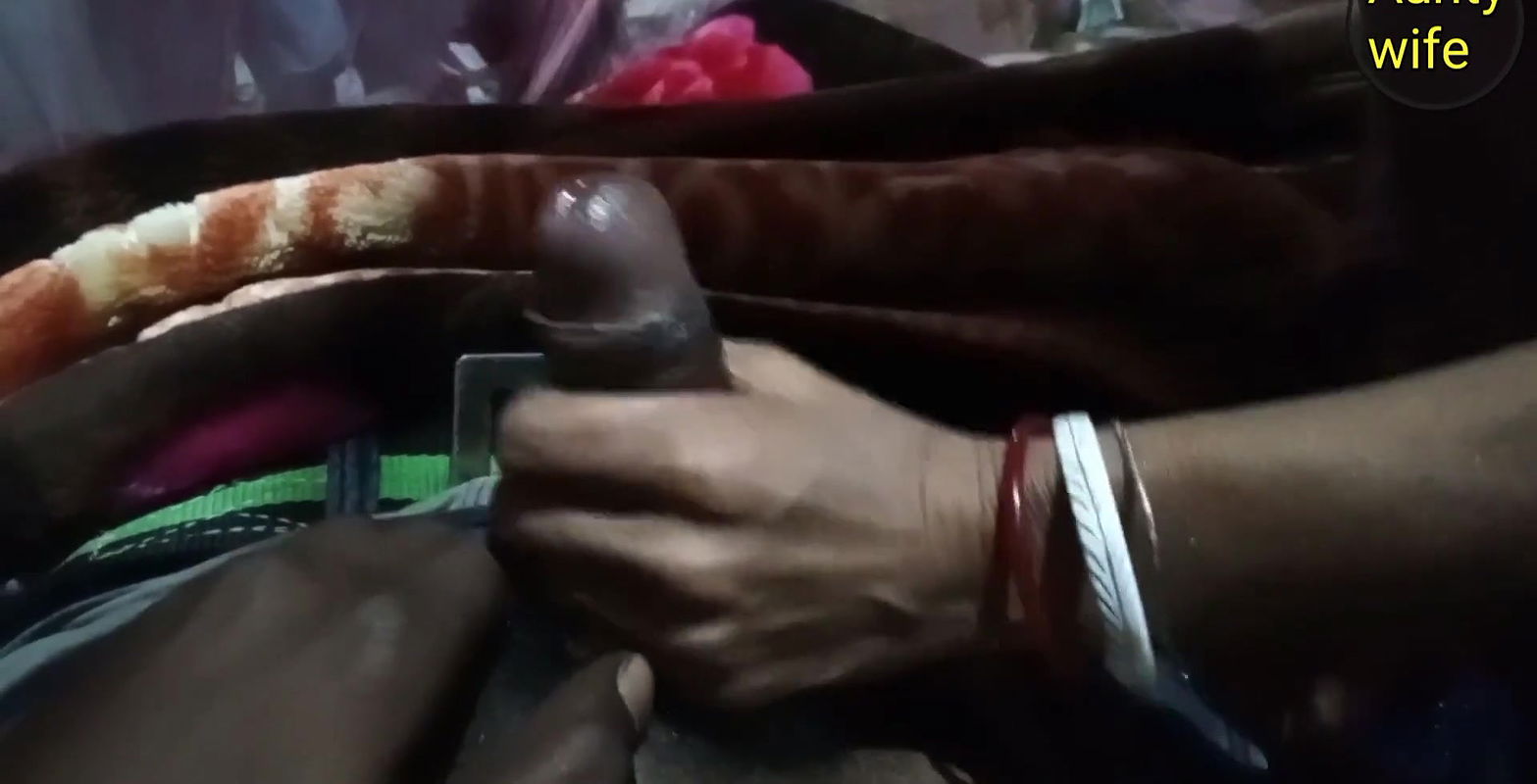 Indian Village Aunty ko Full Masti Ke Sath Fuckng Kiya My Real Aunty Fuck By Auntywife