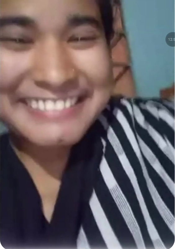 Young Hijabi Girl Showing Fucking With Boyfriend