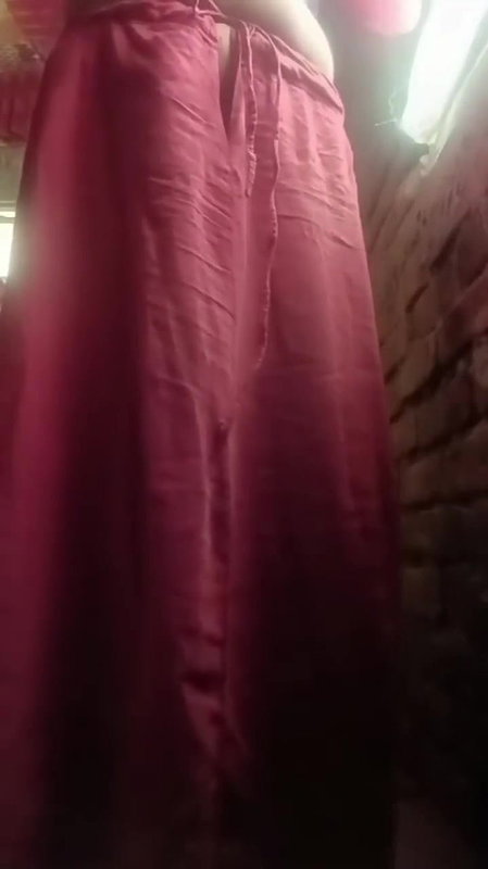 village girl stripping saree and nude new desi MMS