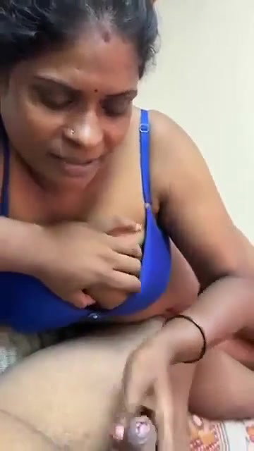 big boobs Tamil sex aunty blowjob and viral fuck