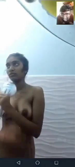 Tamil girl nude bath on live video call to lover