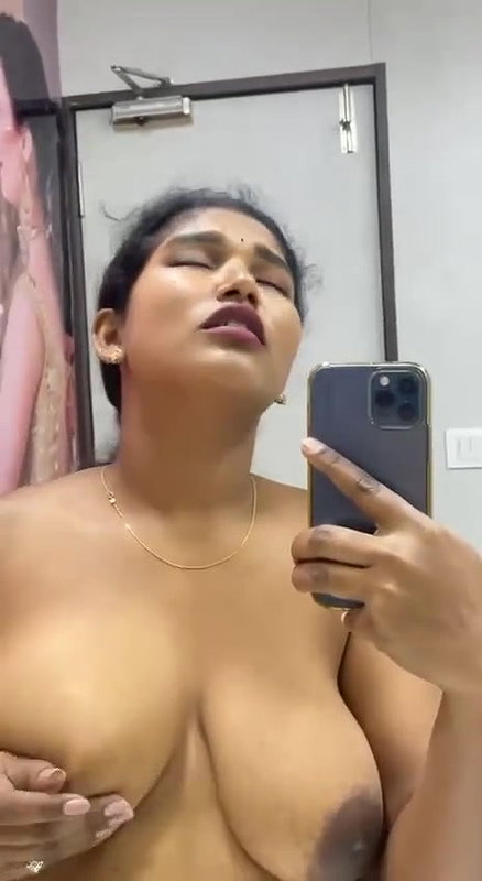 bridal makeup girl viral big boobs pressing selfie