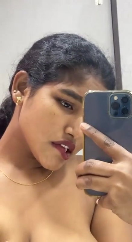 bridal makeup girl viral big boobs pressing selfie