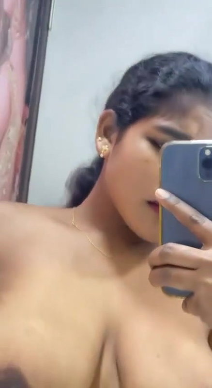 bridal makeup girl viral big boobs pressing selfie