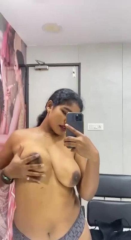 bridal makeup girl viral big boobs pressing selfie