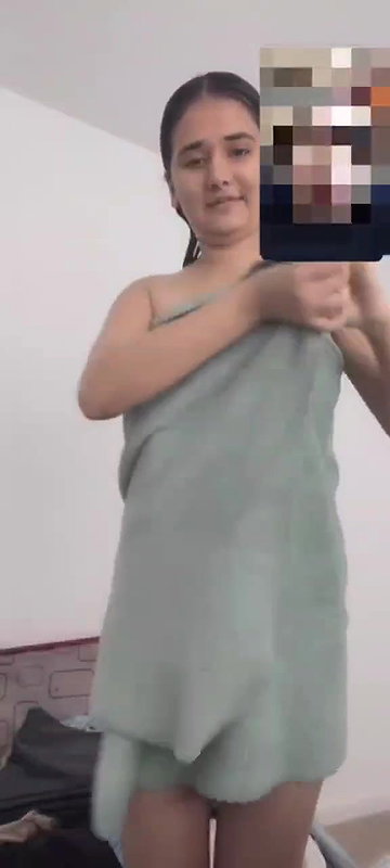 Indian girl with banana shows viral big boobs