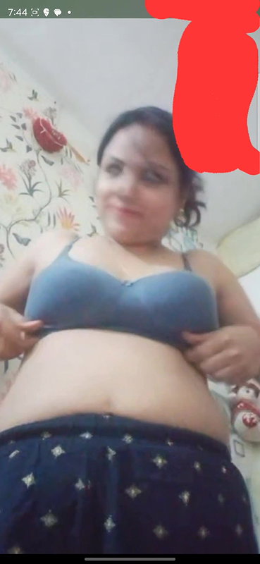 cheater bhabhi sex chat nude viral video and pics