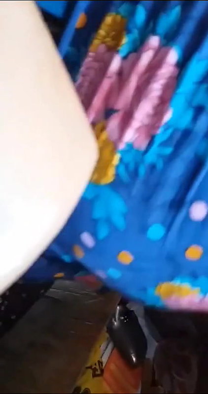MILF milky boobs press by shopkeeper viral MMS