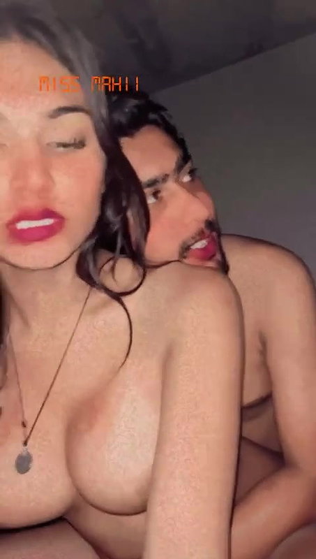 girlfriend hot romance with lover Indian village xxx