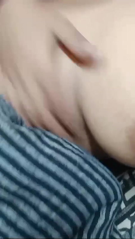 chubby Durgapur girl showing big boobs viral MMS