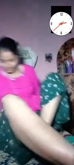 girlfriend Indian pussy pics and viral nude clip