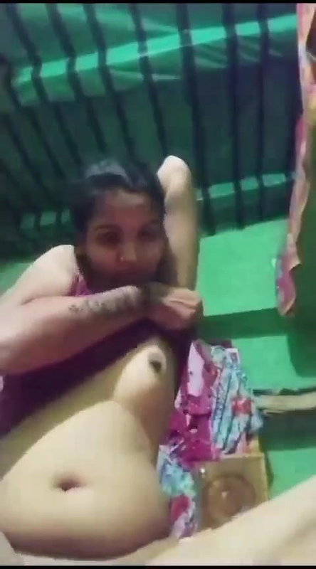 girlfriend small boobs sucking by boyfriend