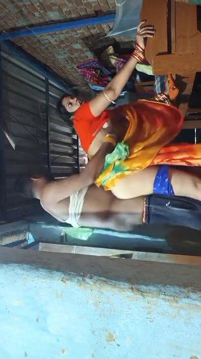 moaning bhabhi sex in saree in standing viral xxx