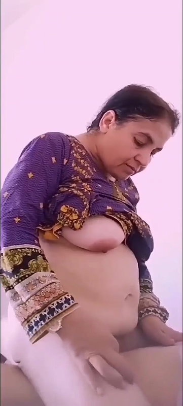 mature bhabhi sex riding dick with thumbs up shown