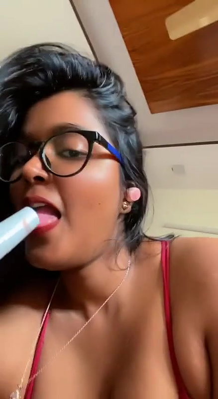 Indian girl areola slip nude pics and roleplay clip
