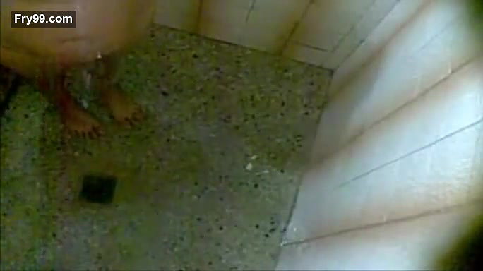 Sexy Cousin Filmed In Shower – Movies