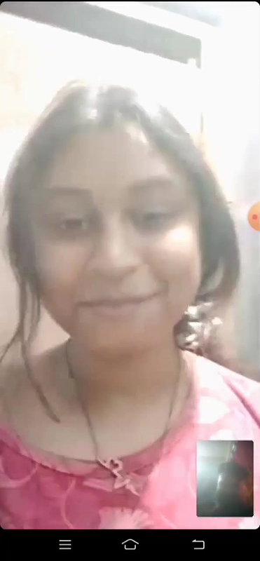 Kolkata girl viral boobs show on video call