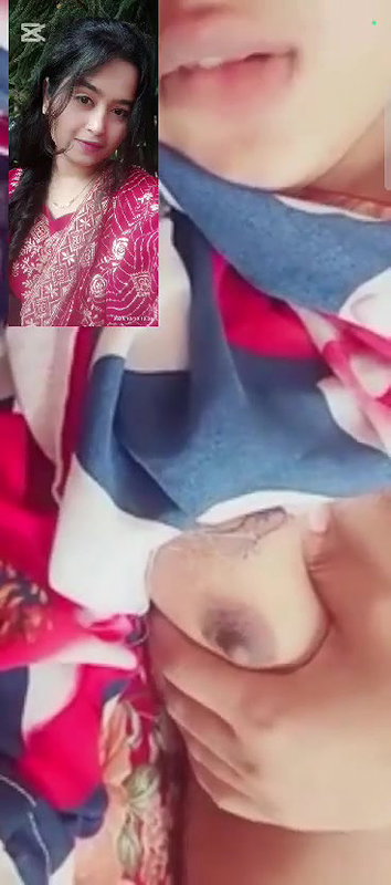 Chubby Girlfriend Showing Fingering On Video Call