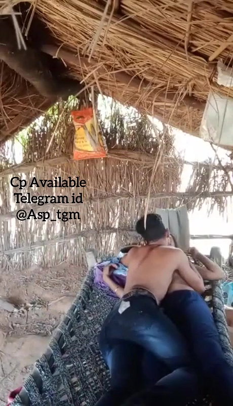 Khet Wale Room Me Girlfriend Ko Choda